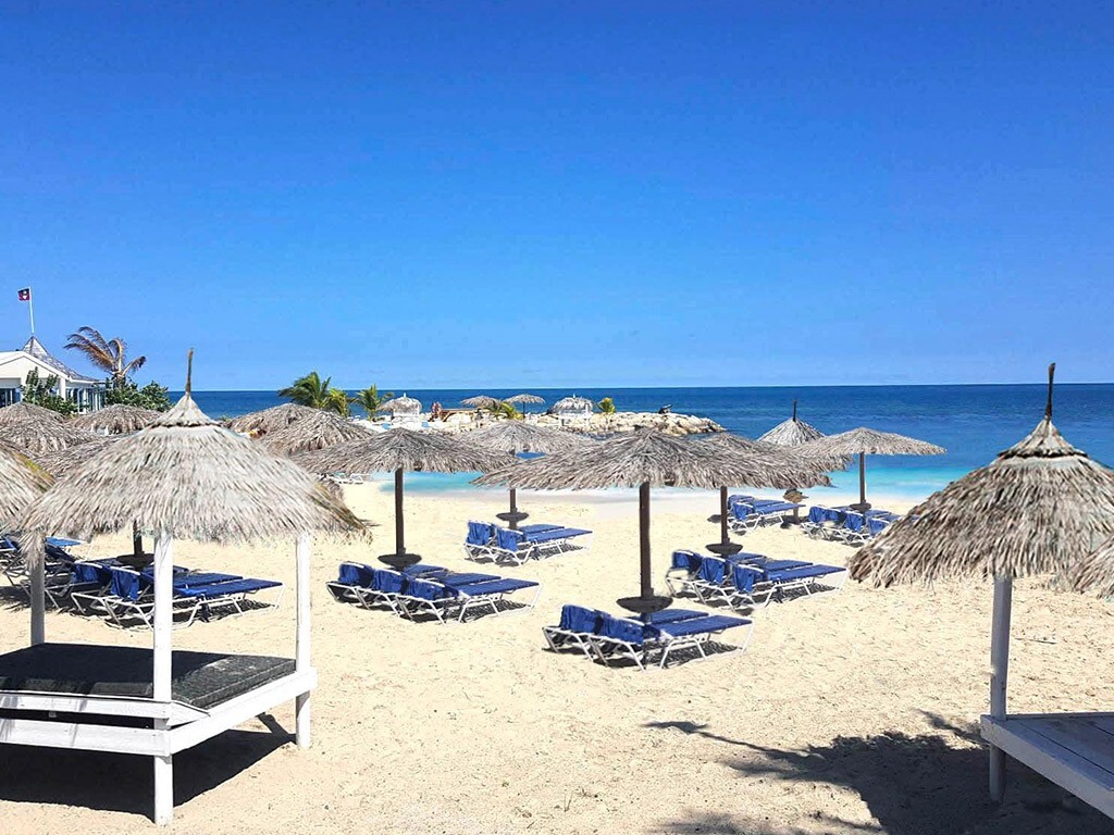 Colonna Antigua Hotel